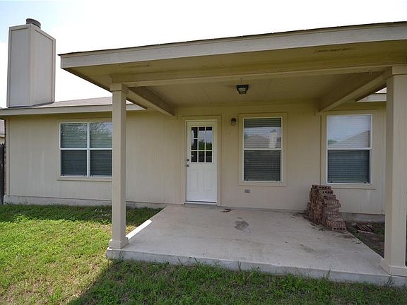 2nd image of 2108 Mir Woods Dr