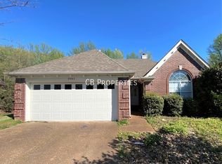 9992 Woodland Bend Cv, Arlington, TN 38002