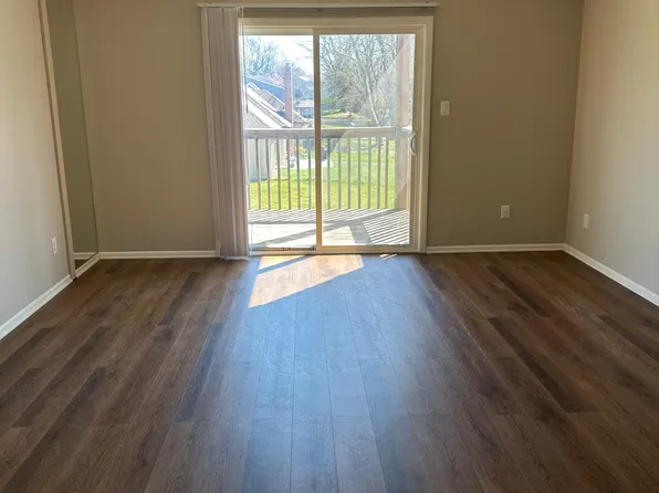 3121 SW Macvicar Ave APT 204B, Topeka, KS 66611