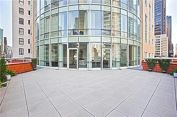 Rented by Nest Seekers International | media 6