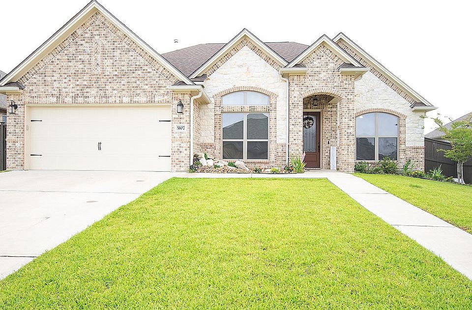 1st image of 5107 Maroon Creek Dr
