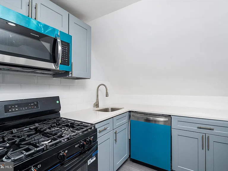 10 Lytle St #5 — Photo 10