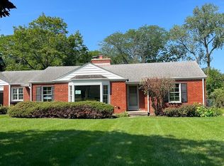 580 Happ Rd, Northfield, IL 60093