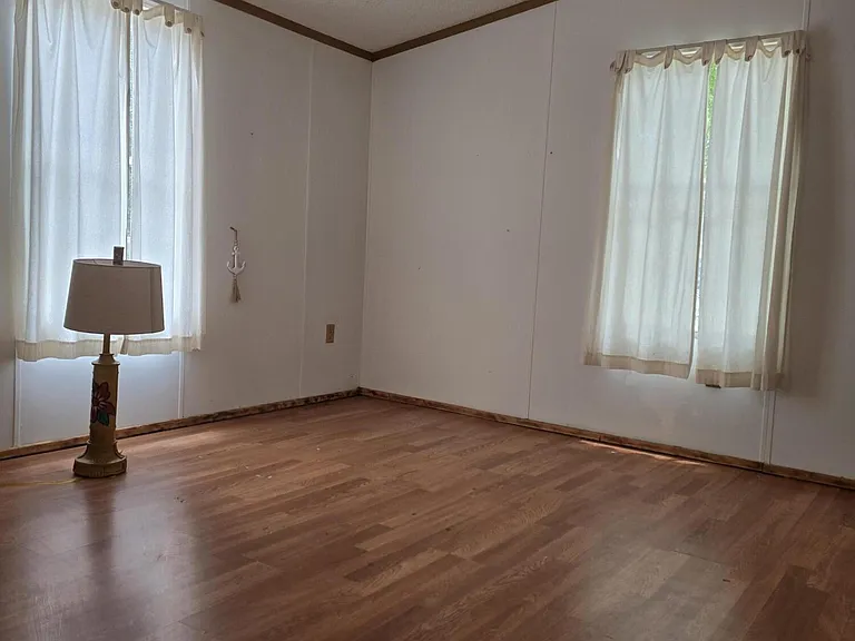 6863 Columbine Dr — Photo 21