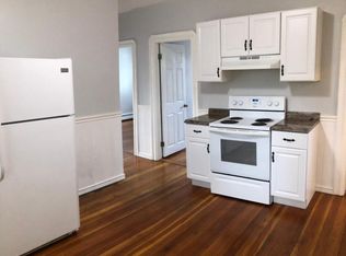 995 York Ave FLOOR 3, Pawtucket, RI 02861