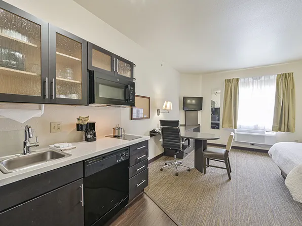 10008 E 73rd St, Tulsa, OK 74133