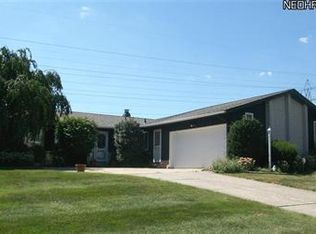 13871 Bennington Blvd, Middleburg Heights, OH