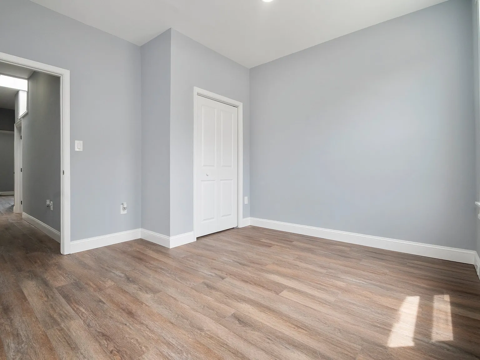 3 bed, 1.5 bath, 1260 sqft, $1,750 — Photo 3