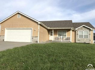 417 Prairie Bend Ct, Meriden, KS 66512
