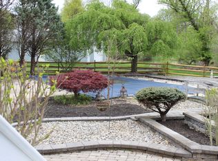 4 Van Fleet Rd, Neshanic Station, NJ 08853