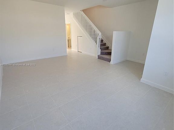 2nd image of 1830 SE 26th Ave #1830