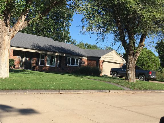 3rd image of 1422 Osage Ave