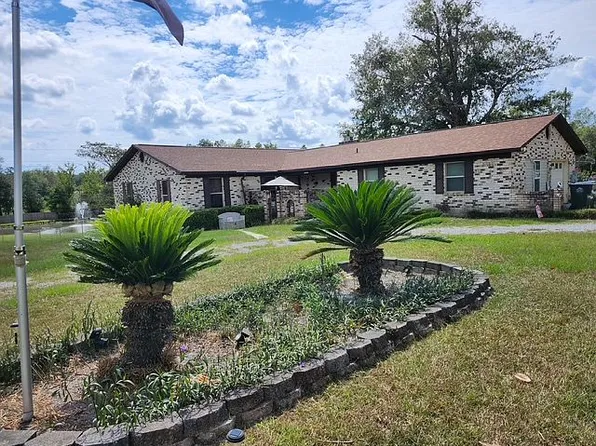 1347 Wishbone Rd, Cantonment, FL 32533