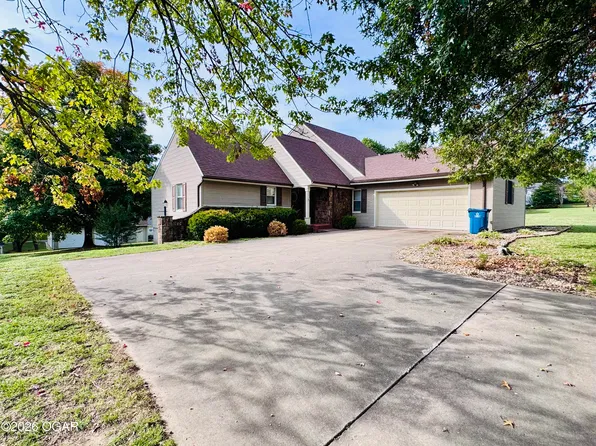 1505 Eric Rd, Neosho, MO 64850
