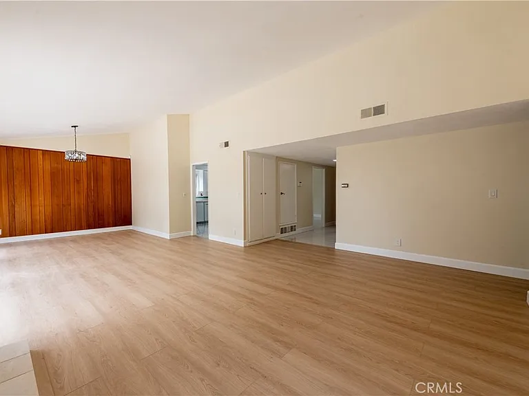 24221 Hatteras St — Photo 12