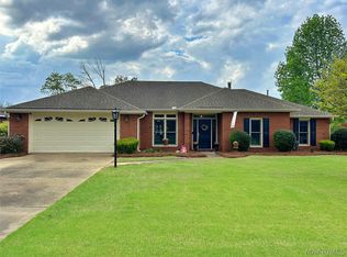 223 Lakeshore Dr, Pike Road, AL 36064