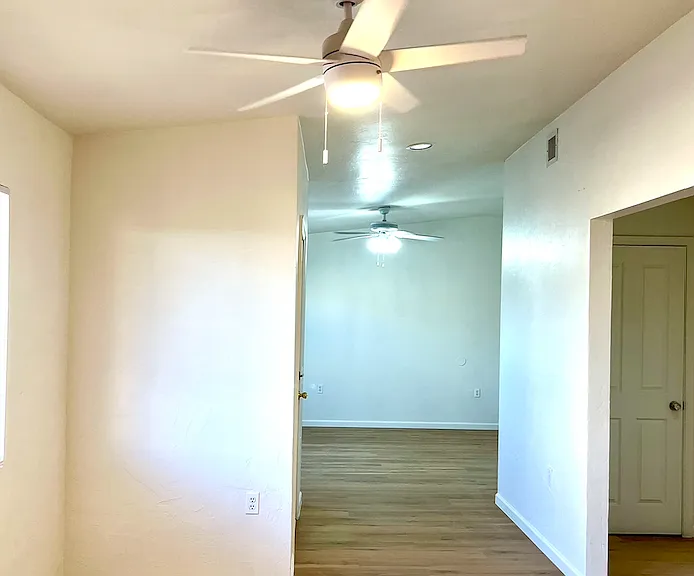 4454 E 3rd St #2 — Photo 20