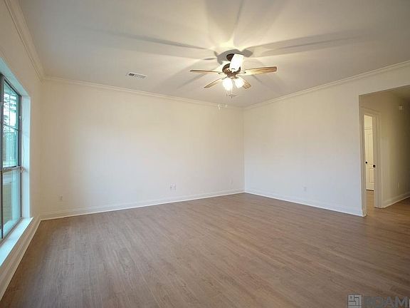 4th image of 13562 Lily Ave
