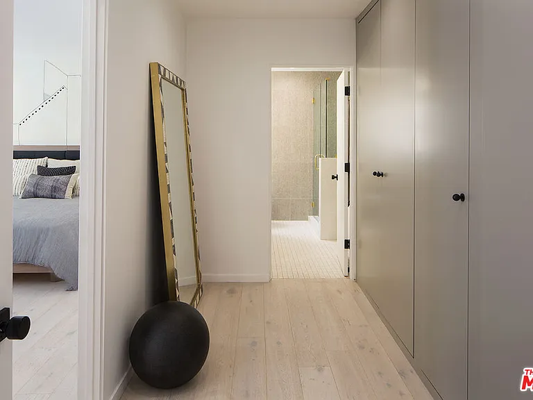 8917 Cynthia St #2 — Photo 18