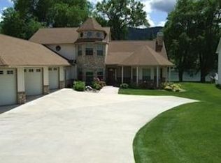 323 S Coho Rd, Post Falls, ID 83854