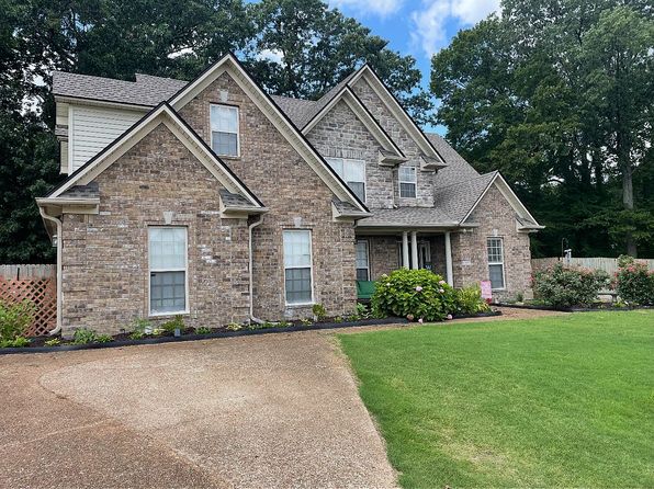 147 Riverbirch Ln