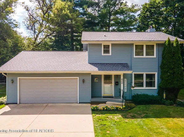 428 S Circle Dr, Williamston, MI 48895