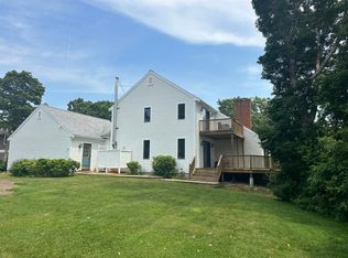 15 Beach Street, Teaticket, MA 02536
