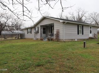 14733 Monark Dr, Neosho, MO 64850