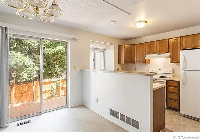 3066 W 107th Pl #B — Photo 7