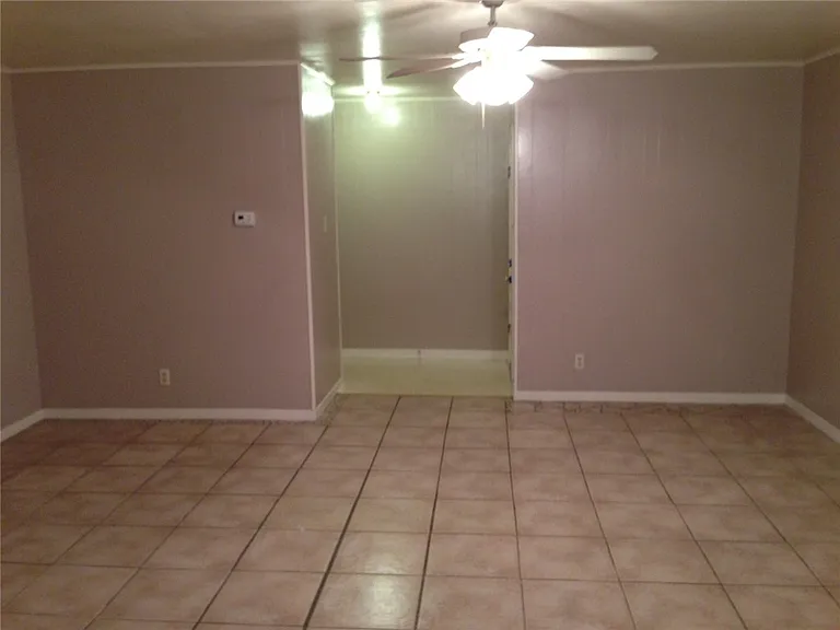 108 Moss St — Photo 11