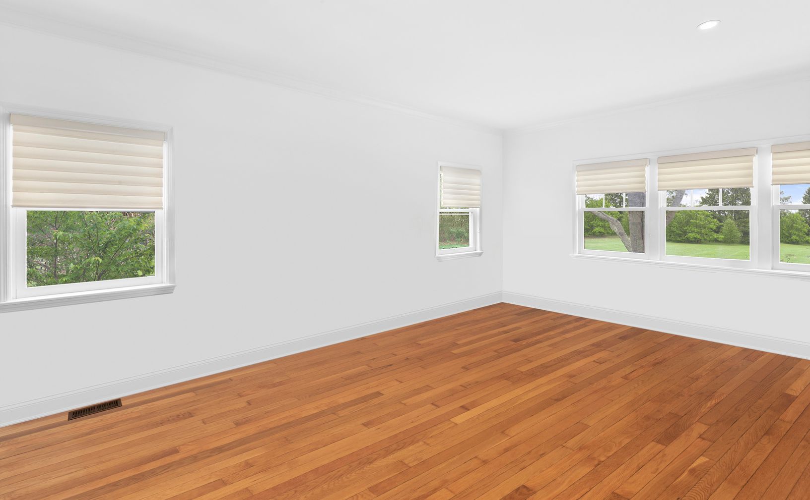  Bedroom with no Furniture