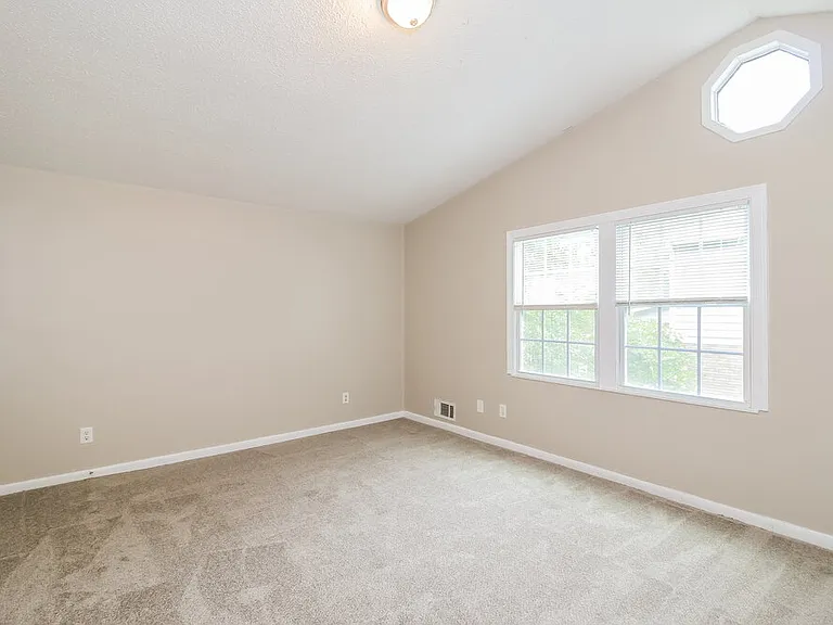 2112 Golfview Dr SE — Photo 12