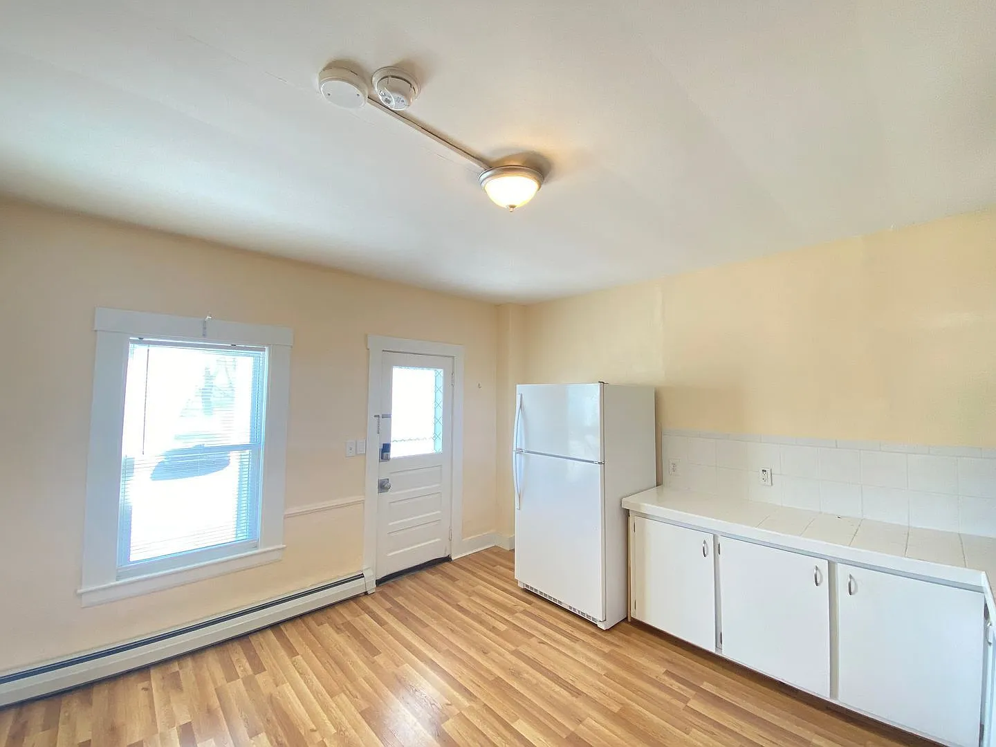 2 bed, 1.0 bath, $1,995 — Photo 4