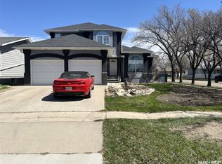 202 Saint Andrews Cres, Rosetown, SK S0L2V0