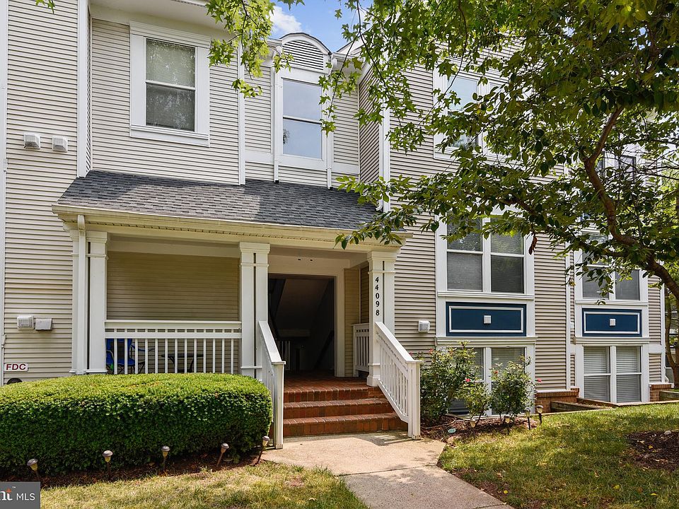 Lakeshore Condominiums 44098 Natalie Ter Ashburn VA Zillow