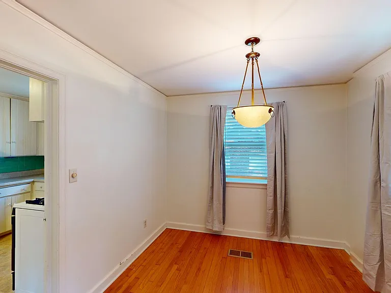 67 Holliday Dr — Photo 5