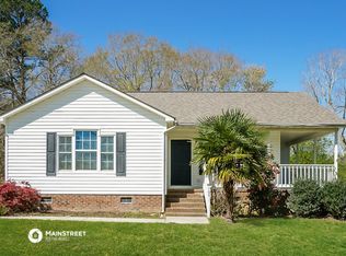 105 Stephenson Farm Ln, Benson, NC 27504