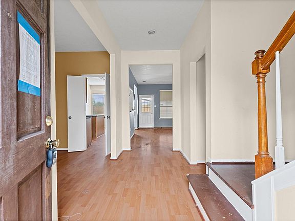 4th image of 2926 Waterloo Rd