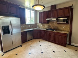 130 Thornton Ave #A, San Francisco, CA 94124