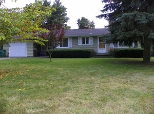 2540 Ridge Rd, Ontario, NY 14519