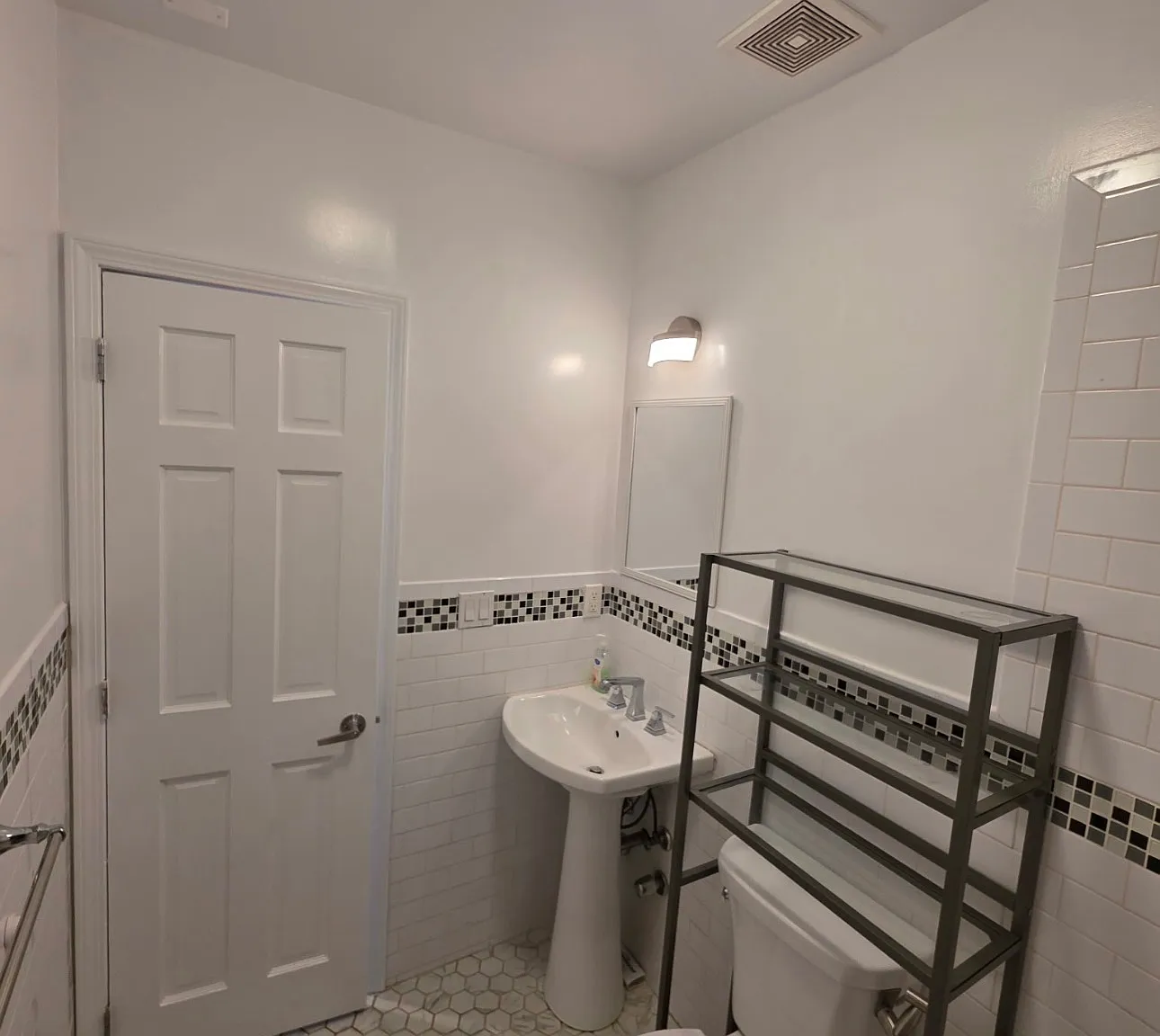 1 bed, 500 sqft, $1,950 — Photo 4