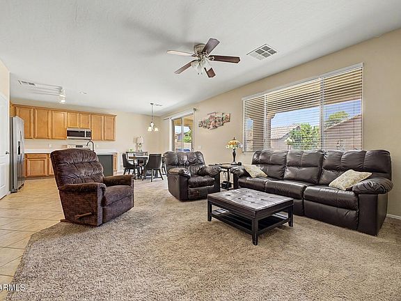 4th image of 11879 N 146TH Avenue