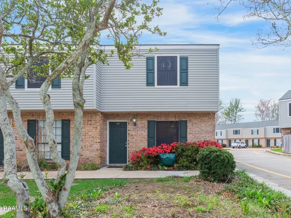 100 Winchester Dr APT 201, Lafayette, LA 70506