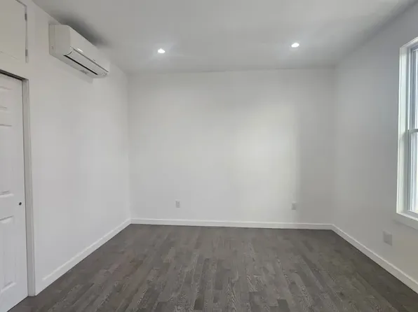 24-10 23rd Street image 9 of 14