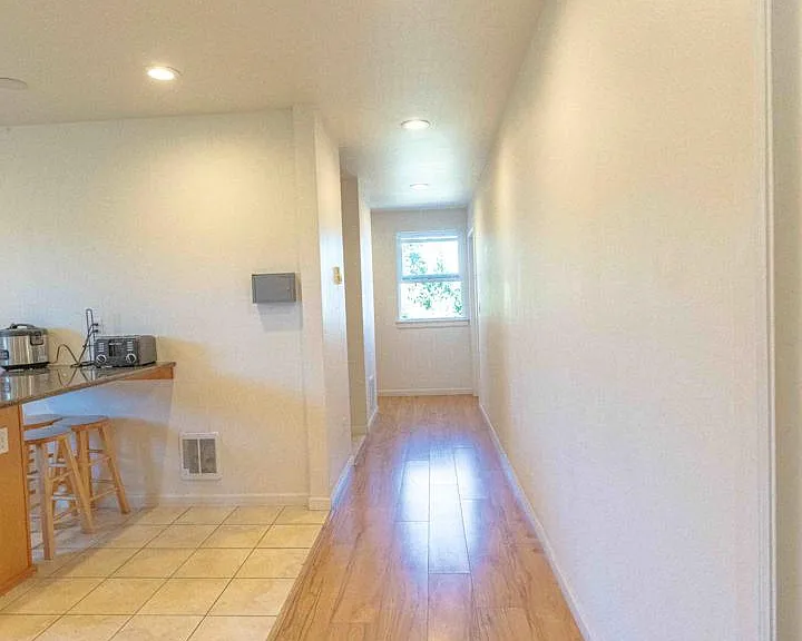 616 NE 53rd St #204 — Photo 10