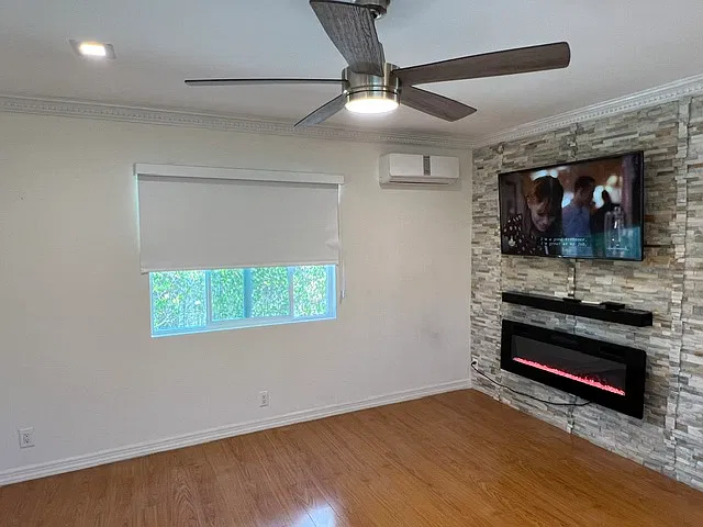 6079 Pickford St — Photo 3