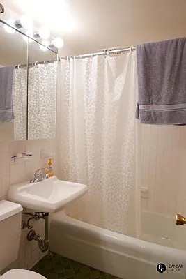 Rented by JK Dansar Corp | media 5