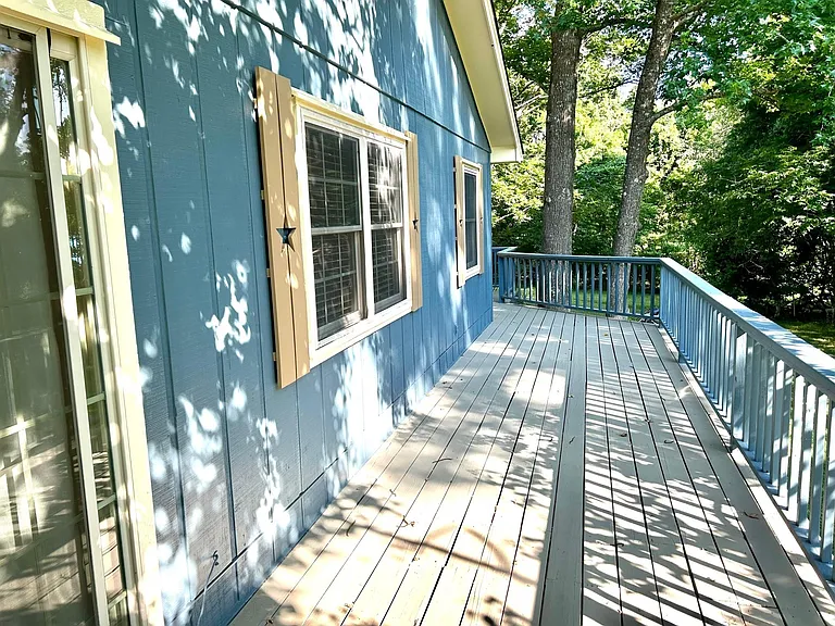 131 Southwood Shores Dr — Photo 15