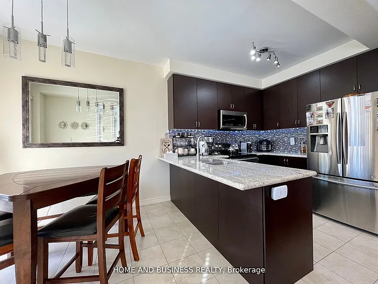 5532 Meadowcrest Ave — Photo 12