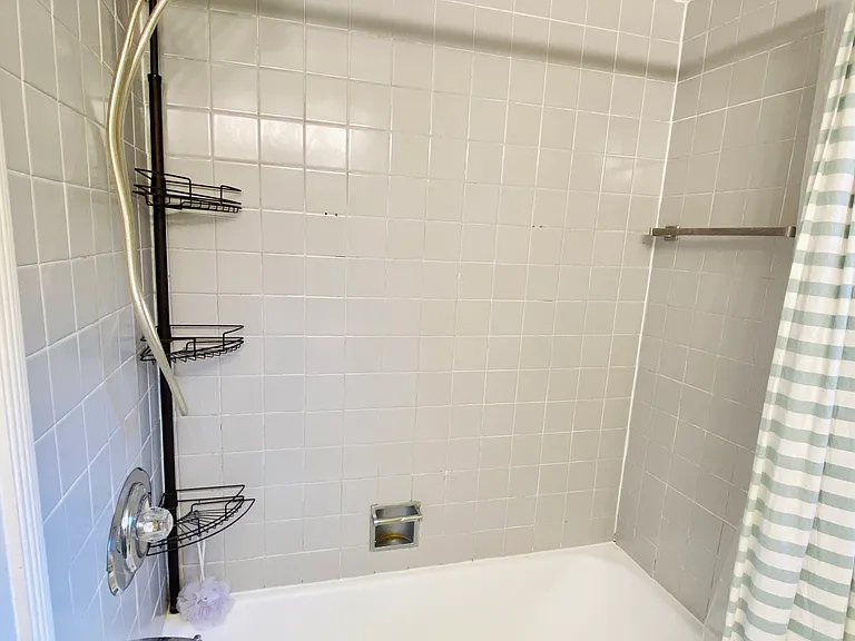 2203 Central St #2 — Photo 10